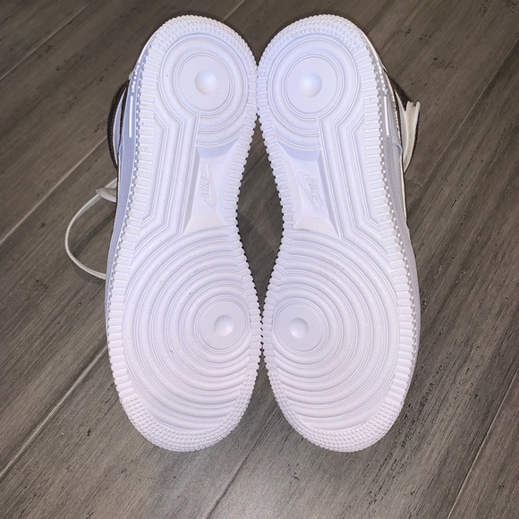 One Twelves Custom Louis Vuitton AF1 - Picture 3 of 3